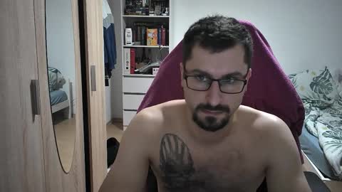 King Dan online show from October 30, 8:32 pm