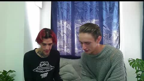 Snapshot of dan_yagami chatting on December 4, 7:45 pm Dan and Noah online show from December 4, 7:45 pm