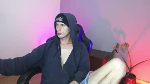 Dan and Noah online show from June 22, 3:57 am