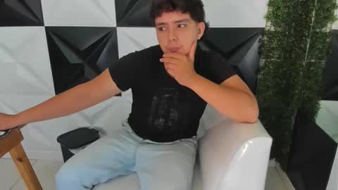 dani_cumboy online show from November 27, 1:48 pm