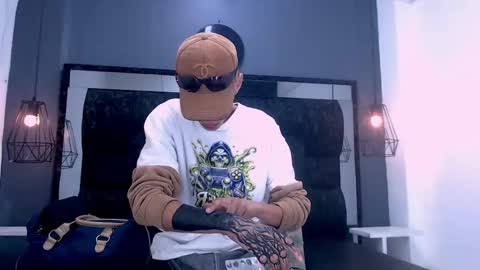 Daniel Delux  online show from November 15, 11:45 am