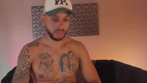 daniel_kingxxx online show from March 25, 3:27 pm