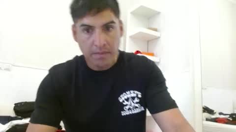 Snapshot of daniel_surfer chatting on October 26, 11:23 am Daniel  online show from October 26, 11:23 am