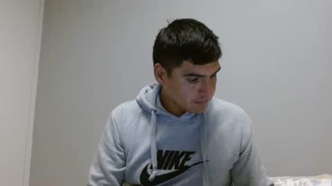 Snapshot of daniel_surfer chatting on January 5, 6:24 pm Daniel  online show from January 5, 6:24 pm