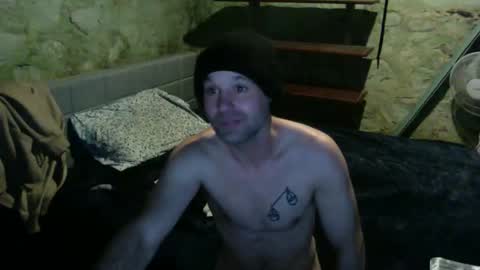 danielbigdaddy85 online show from January 19, 4:37 am