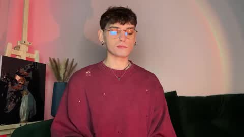 danieltuckerr online show from February 28, 7:02 pm