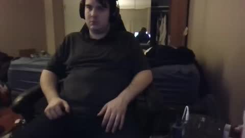 Snapshot of dankwizard420 chatting on December 14, 7:40 am John Connor online show from December 14, 7:40 am