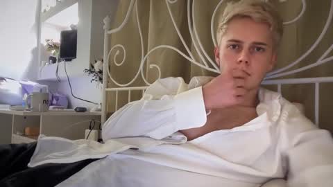 danny online show from October 4, 7:40 pm