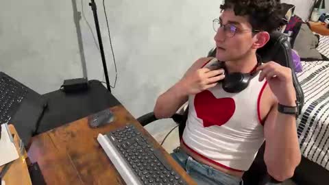 Dany Corona online show from March 8, 1:25 am