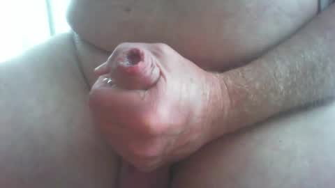 Snapshot of dansmit224 chatting on October 10, 7:02 am Dan442 online show from October 10, 7:02 am