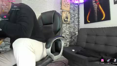 dante_bellini online show from July 28, 4:39 pm