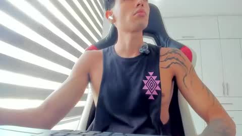 X Dante7373574 online show from July 27, 3:41 pm