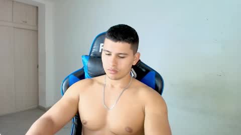 Dantraxx online show from February 19, 8:49 pm