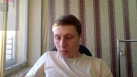 darienlarge online show from December 4, 7:39 am