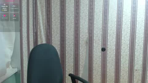 darienlarge online show from March 2, 4:58 pm