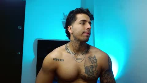 Darius Phoenix  online show from January 13, 8:46 pm