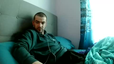 dark377 online show from March 21, 4:00 pm