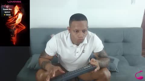 dark_dominion online show from November 1, 4:33 pm