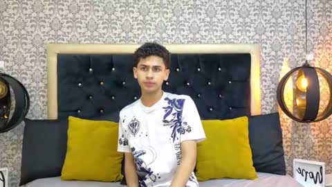 dark_sultan online show from February 23, 10:33 pm