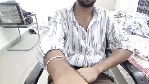 just a guy online show from June 1, 10:10 pm