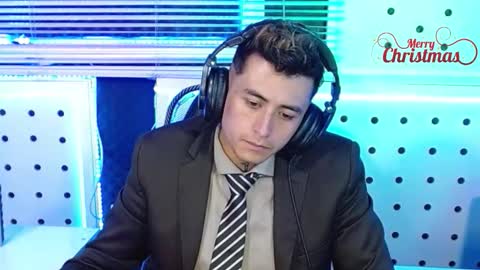 DARKO0717 online show from December 4, 4:58 pm