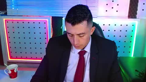 DARKO0717 online show from February 9, 11:59 am