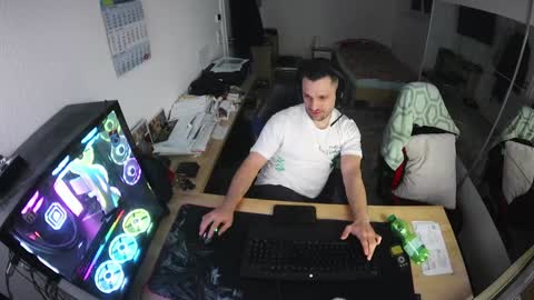 Snapshot of darkschneider_ chatting on February 8, 12:28 am darkschneider_ online show from February 8, 12:28 am