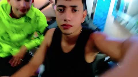 darwinandbrayan online show from November 26, 3:20 am