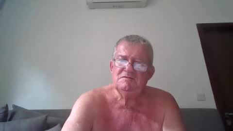 darwincock online show from June 10, 2:24 am