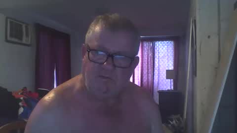 darwincock online show from December 14, 9:46 pm