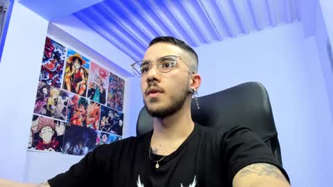 dash lowell   online show from December 18, 7:58 am