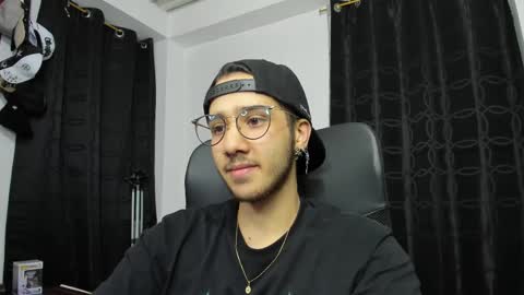 dash lowell   online show from February 23, 1:53 am