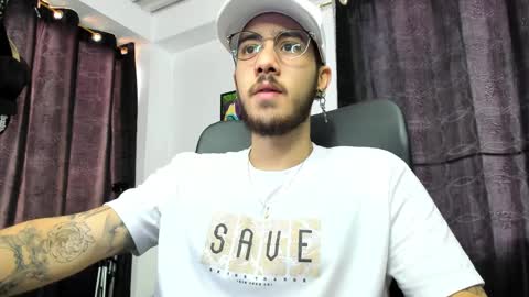 dash lowell   online show from January 17, 12:42 pm