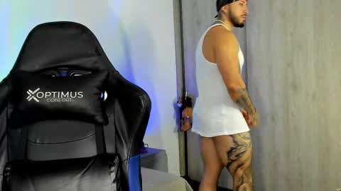 DAVE MAX online show from November 22, 1:00 pm