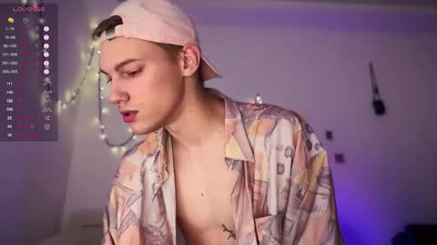 Davey online show from October 14, 7:43 pm