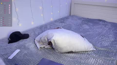 Davey online show from December 12, 5:37 pm