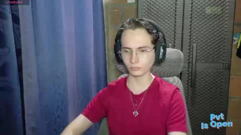 ProgrammerBoy online show from July 27, 5:42 pm