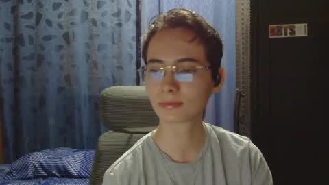 ProgrammerBoy online show from May 21, 1:37 pm