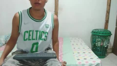 david_efrem online show from September 14, 7:27 pm