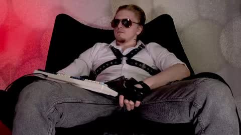 Vincente online show from March 28, 8:42 pm