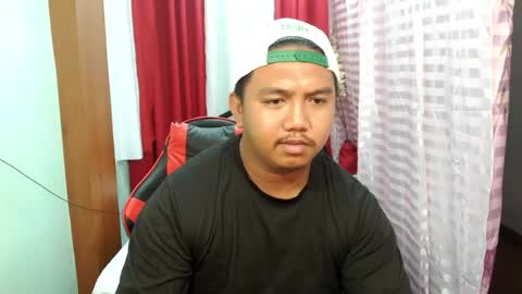 davidhotdesire online show from August 1, 1:37 am
