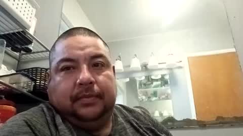 davidzhere222800 online show from December 18, 12:28 am