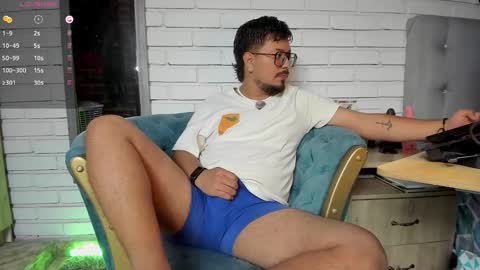 David Evans online show from November 22, 12:32 am