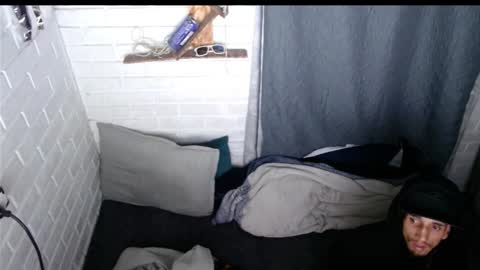 DAVILS online show from February 20, 8:39 am