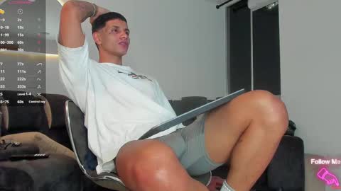 Snapshot of davis_alx chatting on February 25, 12:25 am davis instagram davis alx1 online show from February 25, 12:25 am