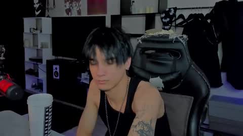 davis online show from February 16, 12:25 pm