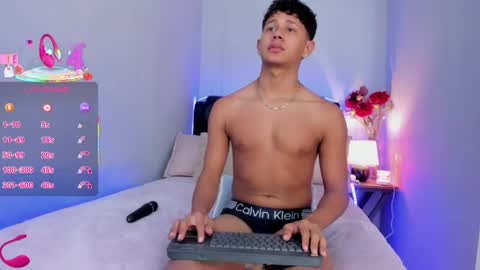 dawn_16 online show from April 6, 10:10 pm