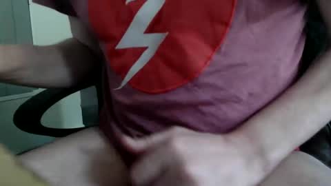 Snapshot of dazzle68 chatting on January 21, 8:11 pm Dazzle68 online show from January 21, 8:11 pm