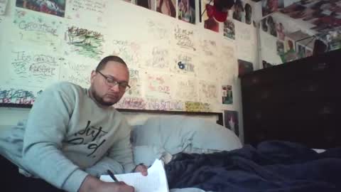 dbeamon92 online show from April 8, 2:26 pm