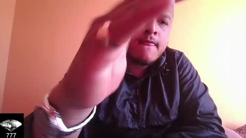 dc333777 online show from April 22, 6:12 pm